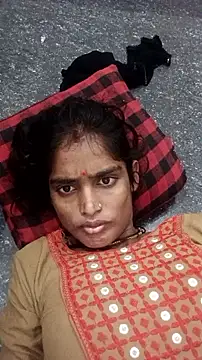 Snapshot of Guriya0076 chatting on 09-14-25, 06:01 Guriya0076 online show from 09-14-25, 06:01