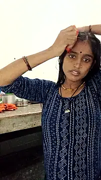 Snapshot of Guriya0076 chatting on 09-17-25, 06:48 Guriya0076 online show from 09-17-25, 06:48