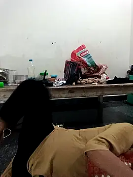 Snapshot of Guriya0076 chatting on 09-22-25, 11:40 Guriya0076 online show from 09-22-25, 11:40