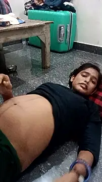 Snapshot of Guriya0076 chatting on 09-29-25, 04:23 Guriya0076 online show from 09-29-25, 04:23