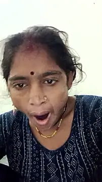 Snapshot of Guriya0076 chatting on 10-01-25, 10:38 Guriya0076 online show from 10-01-25, 10:38