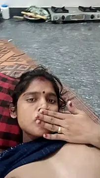 Snapshot of Guriya0076 chatting on 10-03-25, 04:15 Guriya0076 online show from 10-03-25, 04:15