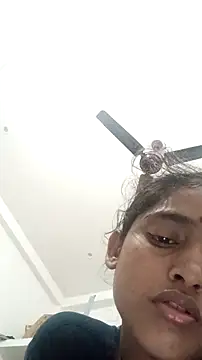 Snapshot of Guriya0076 chatting on 11-16-25, 10:37 Guriya0076 online show from 11-16-25, 10:37