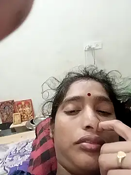 Snapshot of Guriya0076 chatting on 11-18-25, 09:52 Guriya0076 online show from 11-18-25, 09:52