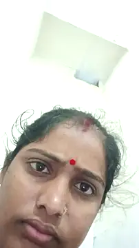 Snapshot of Guriya0076 chatting on 05-02-26, 11:43 Guriya0076 online show from 05-02-26, 11:43