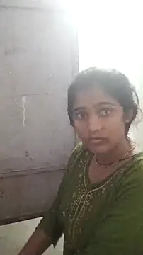 Snapshot of Guriya0076 chatting on 05-13-26, 12:46 Guriya0076 online show from 05-13-26, 12:46