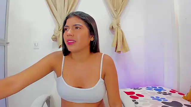 Snapshot of andrea_sanchezz chatting on 12-05-25, 08:05 andrea sanchezz online show from 12-05-25, 08:05