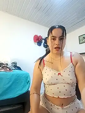 Snapshot of Lunavexa chatting on 03-28-26, 03:00 Lunavexa online show from 03-28-26, 03:00