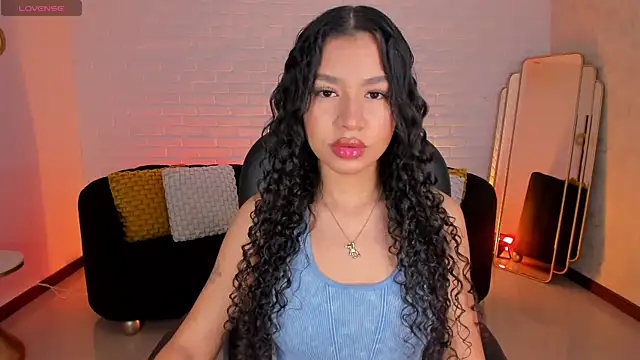 SophieHouston  online show from 10-20-25, 06:03