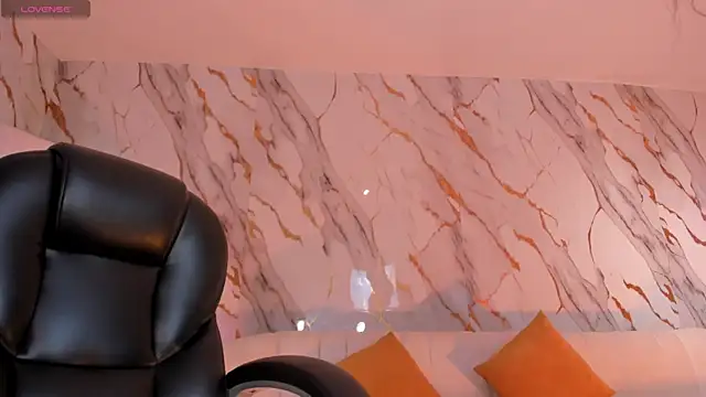 SophieHouston  online show from 05-28-26, 04:10