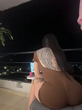 MilaLawrence online show from 10-22-25, 11:26