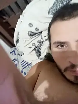 Snapshot of santiii___12 chatting on 02-03-26, 04:43 santiii 12 online show from 02-03-26, 04:43