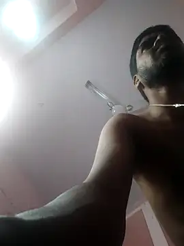 Snapshot of Priyathegirl chatting on 09-27-25, 04:23 Priyathegirl online show from 09-27-25, 04:23