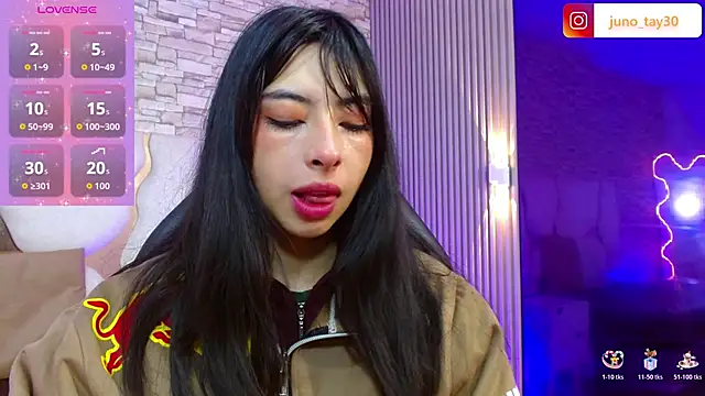 juno tay online show from 11-21-25, 11:42