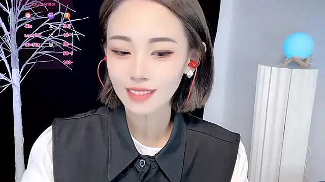 xiaoyue8888 online show from 09-23-25, 02:36