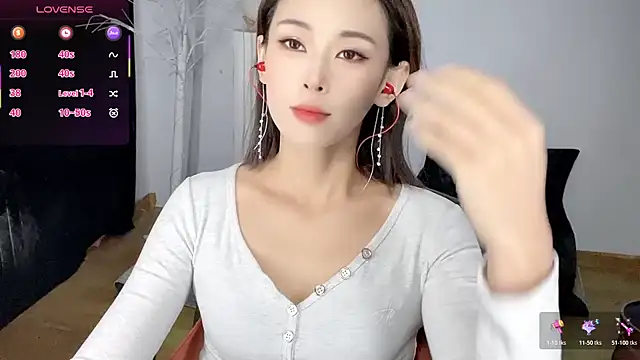 xiaoyue8888 online show from 12-21-25, 03:24