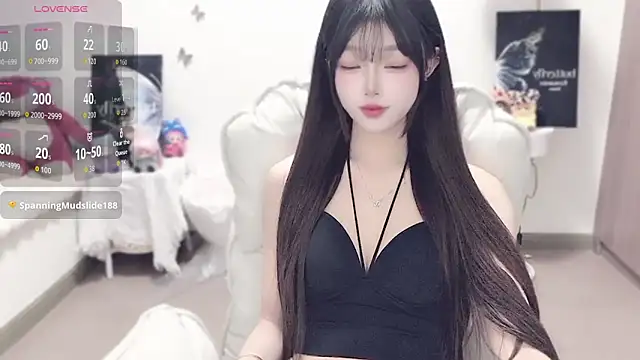 Snapshot of -EEBABY chatting on 11-09-25, 11:47 -EEBABY online show from 11-09-25, 11:47