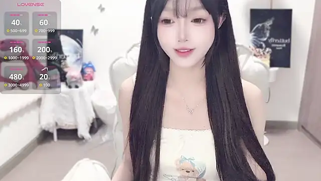 Snapshot of -EEBABY chatting on 11-10-25, 11:37 -EEBABY online show from 11-10-25, 11:37