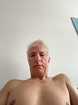 Snapshot of SexyLeon8 chatting on 06-21-26, 06:38 SexyLeon8 online show from 06-21-26, 06:38