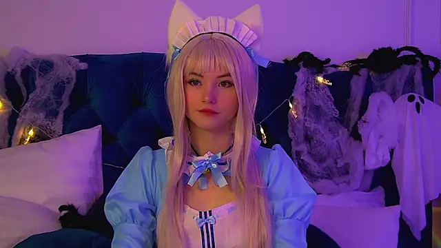 KeiraAsti online show from 10-31-25, 06:31