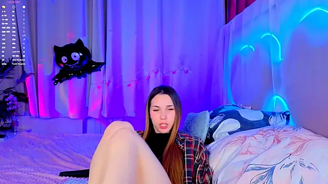 -CindyLou online show from 10-24-25, 08:27