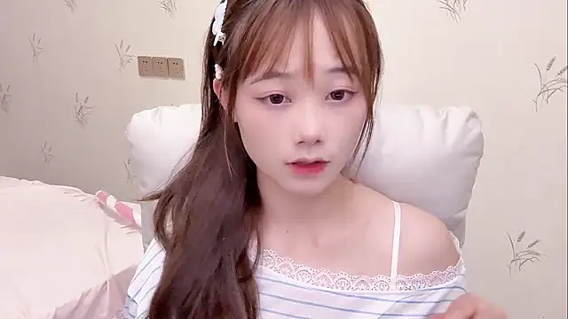 Snapshot of puppy-999 chatting on 04-28-26, 03:33 puppy-999 online show from 04-28-26, 03:33