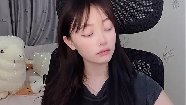 Snapshot of puppy-999 chatting on 06-10-26, 12:48 puppy-999 online show from 06-10-26, 12:48