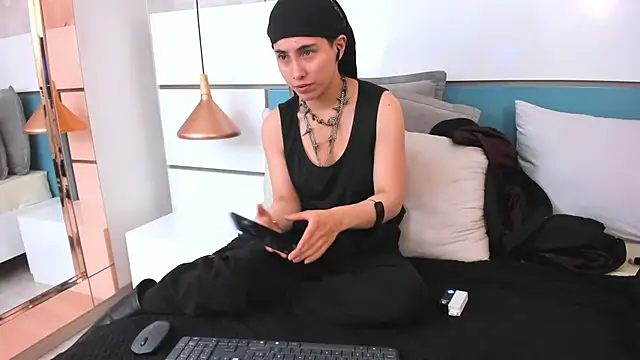 Ashkoreh online show from 03-07-26, 09:34