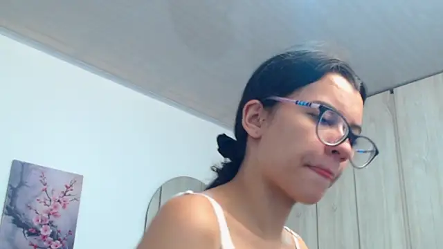 pinky f00x online show from 11-22-25, 08:08