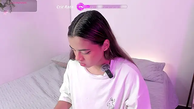 Snapshot of valy_shyness chatting on 12-04-25, 10:18 valy shyness online show from 12-04-25, 10:18