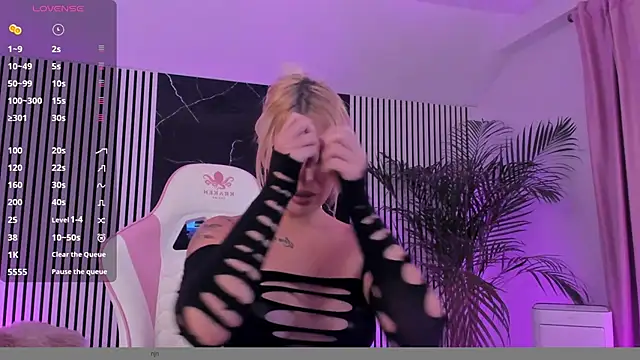 Snapshot of daisyblushh chatting on 11-01-25, 07:38 daisyblushh online show from 11-01-25, 07:38