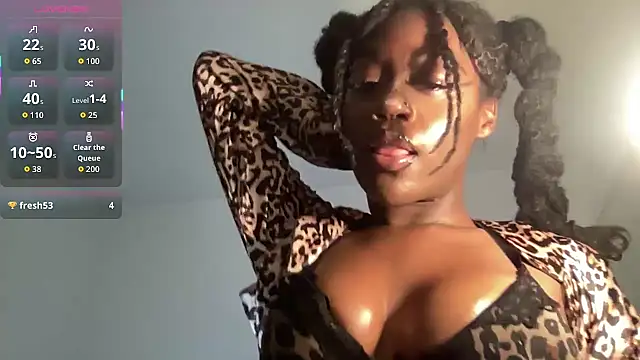 maskedgirl5005 online show from 11-12-25, 03:40