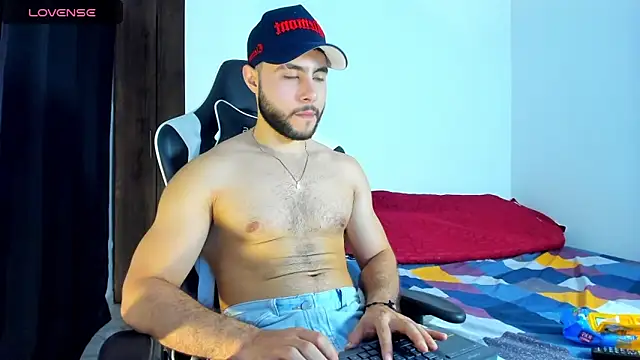 Snapshot of bryan_mugn chatting on 09-14-25, 02:33 bryan mugn online show from 09-14-25, 02:33