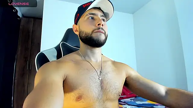 Snapshot of bryan_mugn chatting on 09-22-25, 12:34 bryan mugn online show from 09-22-25, 12:34