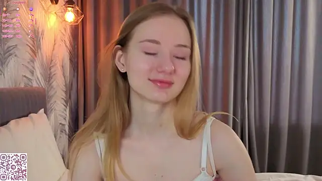 ElvinaRose online show from 04-18-26, 04:27