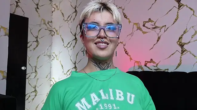 Rebeka-baker online show from 04-11-26, 04:33