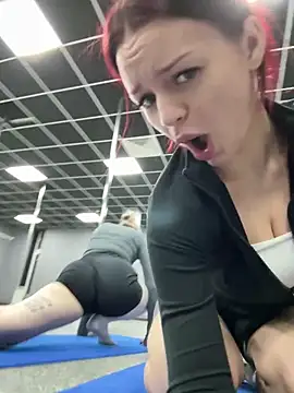 Snapshot of Cum_girlss chatting on 12-21-25, 04:19 Cum girlss online show from 12-21-25, 04:19