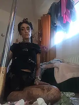 Snapshot of Tannedtattooed69 chatting on 07-12-26, 06:43 Tannedtattooed69 online show from 07-12-26, 06:43