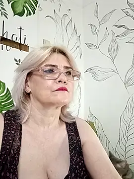 Catty Lady online show from 07-17-26, 07:52