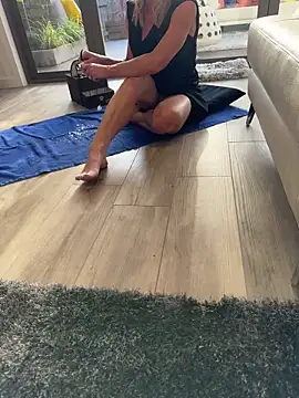 Snapshot of Reacher110565 chatting on 09-27-25, 07:13 Reacher110565 online show from 09-27-25, 07:13