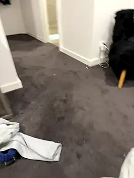 Snapshot of Reacher110565 chatting on 10-17-25, 09:34 Reacher110565 online show from 10-17-25, 09:34