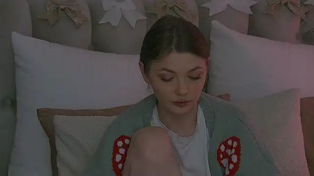 Snapshot of miamunn chatting on 01-10-26, 06:31 miamunn online show from 01-10-26, 06:31