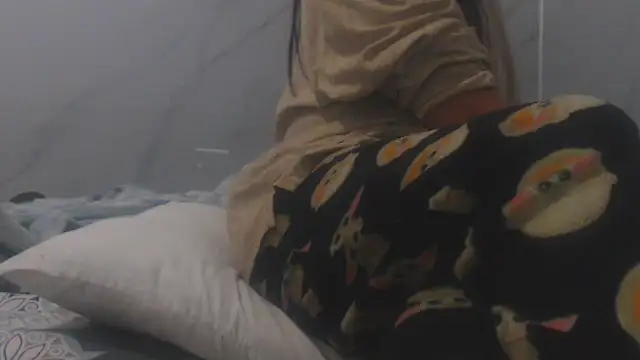 sabrina v  online show from 11-30-25, 04:22