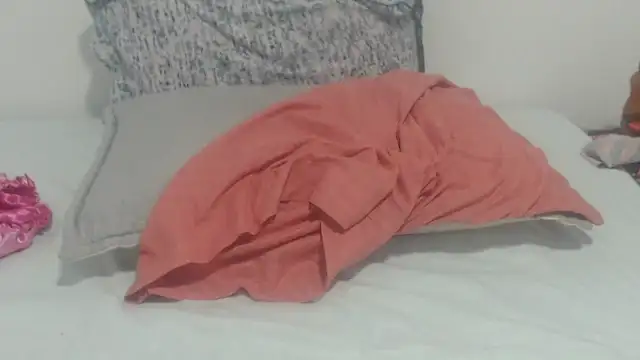 Snapshot of sabrina_v_ chatting on 02-03-26, 02:53 sabrina v online show from 02-03-26, 02:53