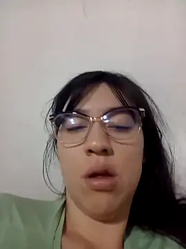 lareinalareinadelanal online show from 10-30-25, 12:39