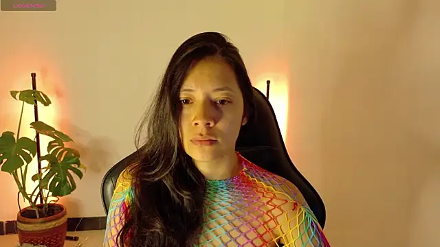 Snapshot of Sarasavage chatting on 02-04-26, 07:20 Sarasavage online show from 02-04-26, 07:20