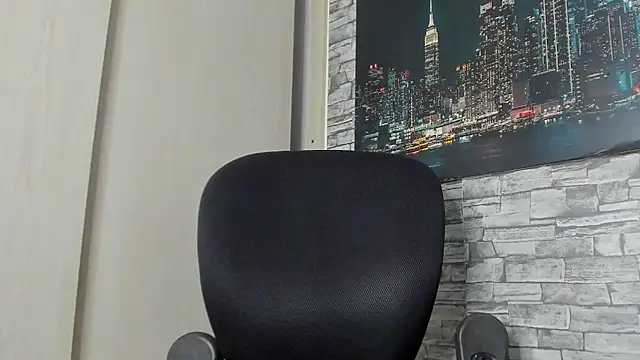 Snapshot of Themasterhades_777 chatting on 10-27-25, 11:41 Themasterhades 777 online show from 10-27-25, 11:41