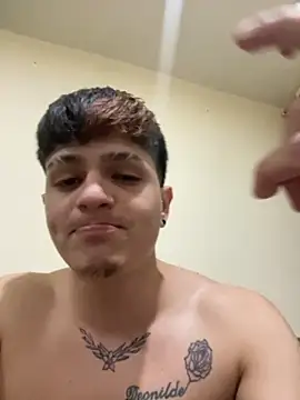 Snapshot of Themasterhades_777 chatting on 11-02-25, 05:43 Themasterhades 777 online show from 11-02-25, 05:43