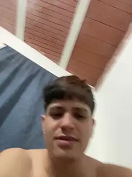 Snapshot of Themasterhades_777 chatting on 02-15-26, 03:58 Themasterhades 777 online show from 02-15-26, 03:58