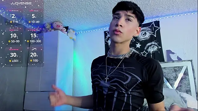 Snapshot of Dark_Boy26 chatting on 09-10-25, 10:32 Dark Boy26 online show from 09-10-25, 10:32